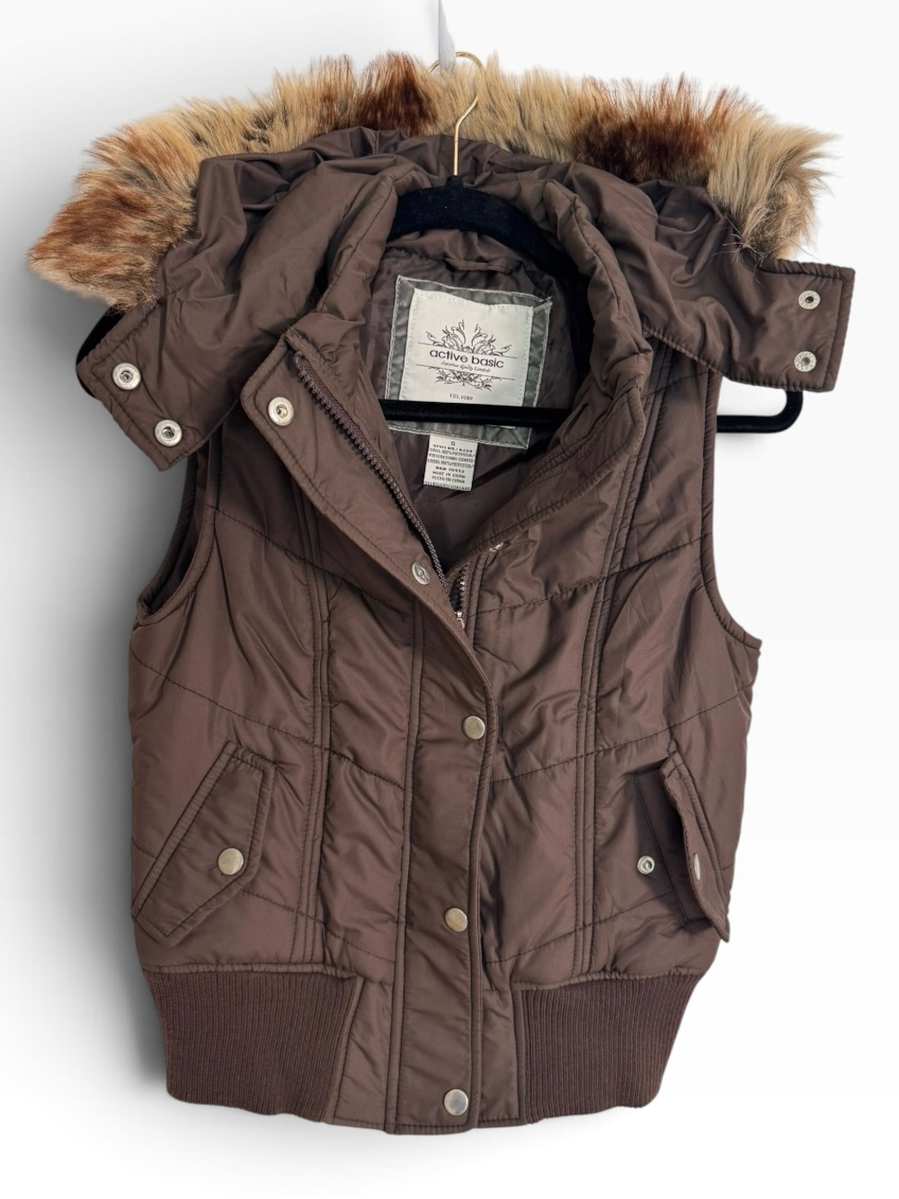 Active Basic Women's Brown Quilted Hooded Puffer Vest with Faux-Fur Trim